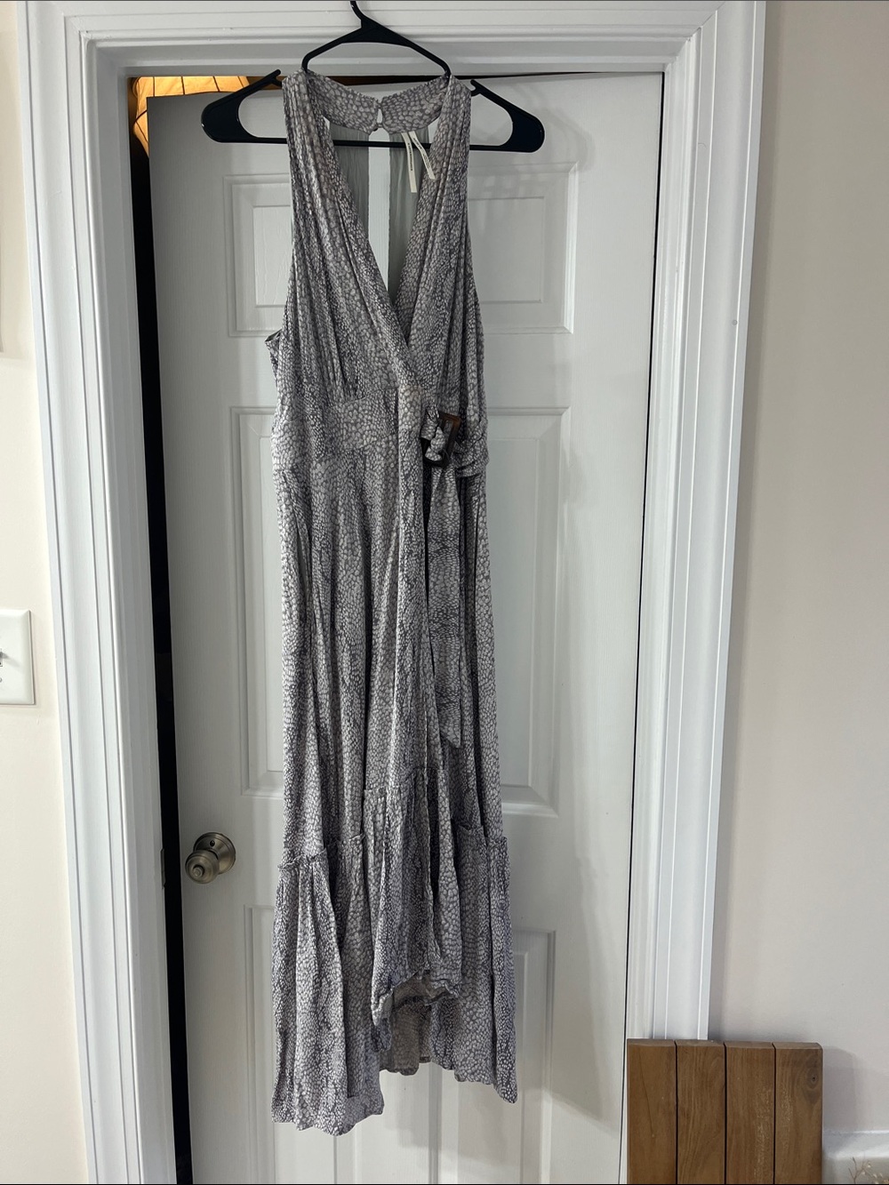 Women’s Grey Printed Halter Midi Dress
